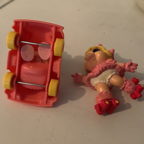 Miss Piggy - Picture 2 of 4